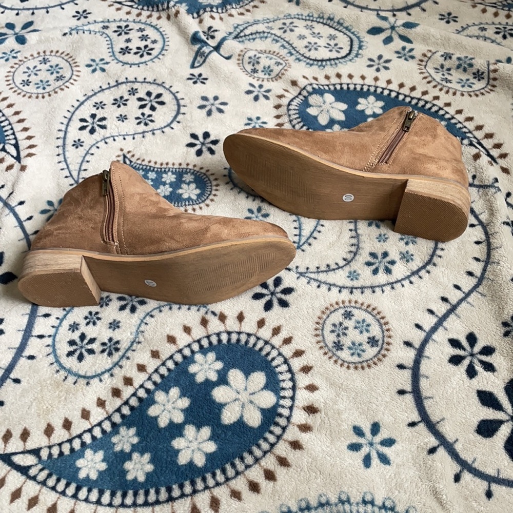 Seven Cisco kid booties - Picture 5 of 7
